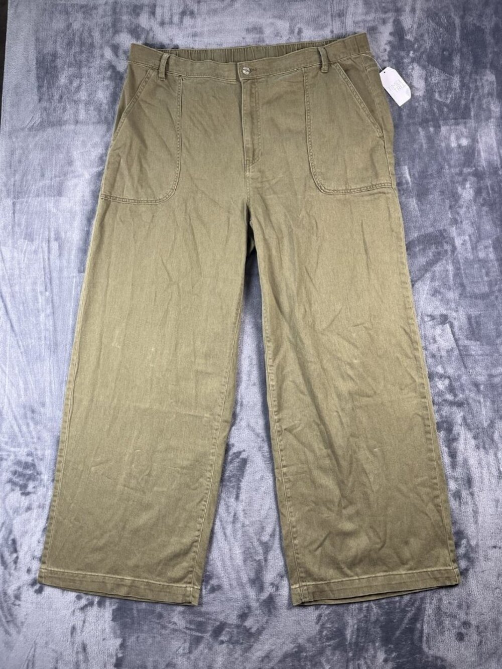 Time and Tru Relaxed Fit Wide Leg Drapey Utility Jeans Olive Green Women Size 22